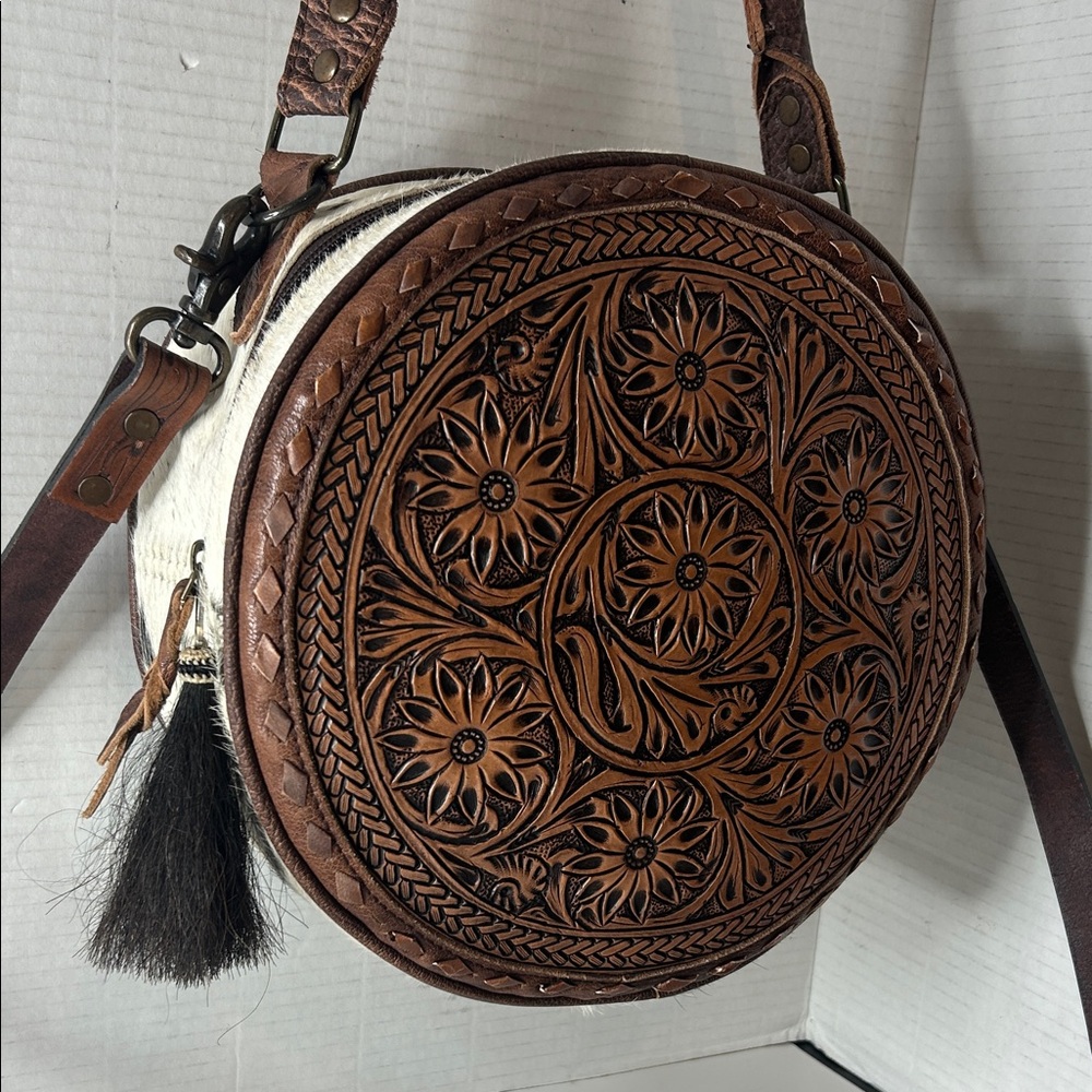 American Darling Brown Tooled Leather Cow Hide Canteen Shoulder Bag MSRP $250